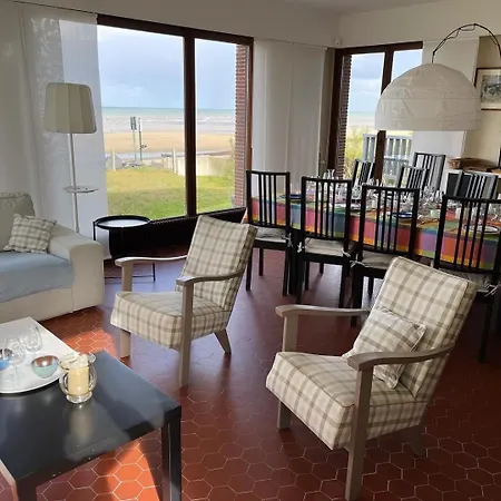 D'architecte - Les Pieds Dans L'eau * Ver-sur-Mer