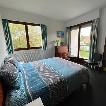 בית נופש D'architecte - Les Pieds Dans L'eau