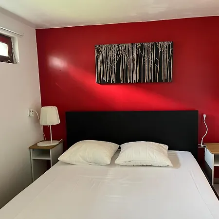 בית נופש D'architecte - Les Pieds Dans L'eau