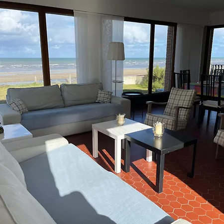 D'architecte - Les Pieds Dans L'eau * Ver-sur-Mer