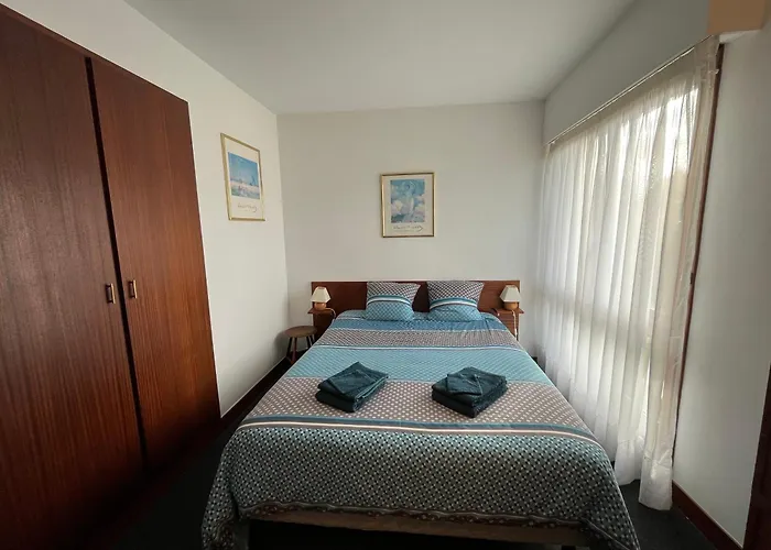 D'architecte - Les Pieds Dans L'eau Nyaraló *